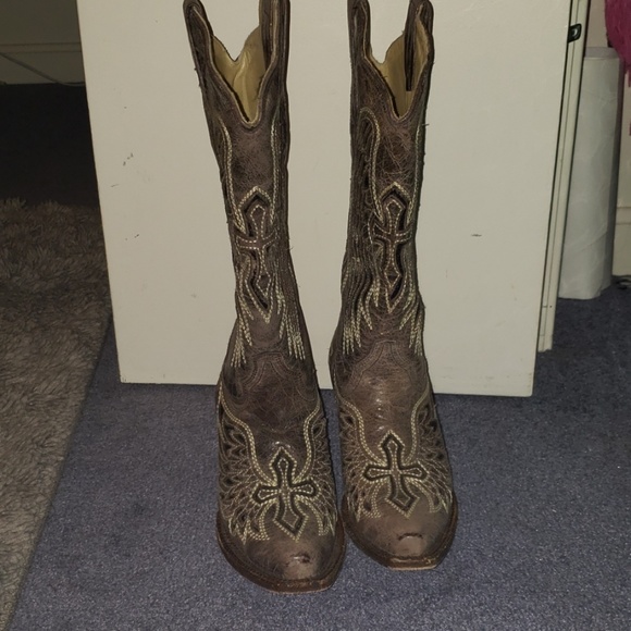 BEAUTIFUL Corral Vintage Cowboy Boots - Picture 2 of 4